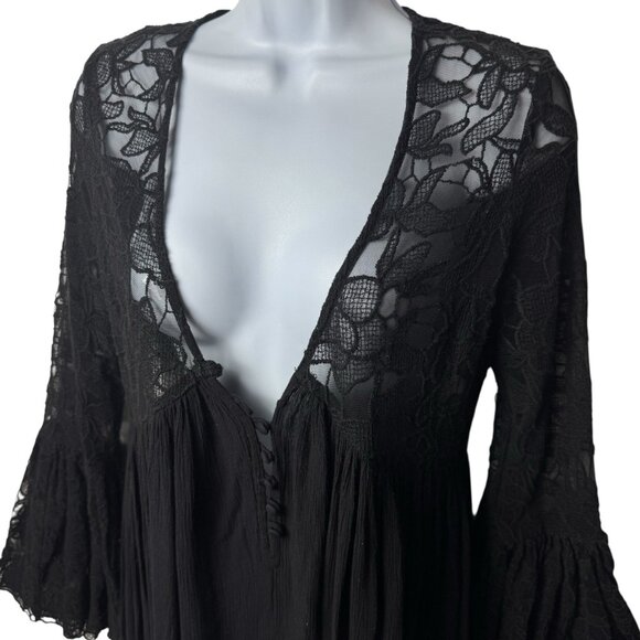 Free People Black Floral Embroidered Bell Sleeve Tunic Whimsigoth Ethereal XS - Picture 3 of 11
